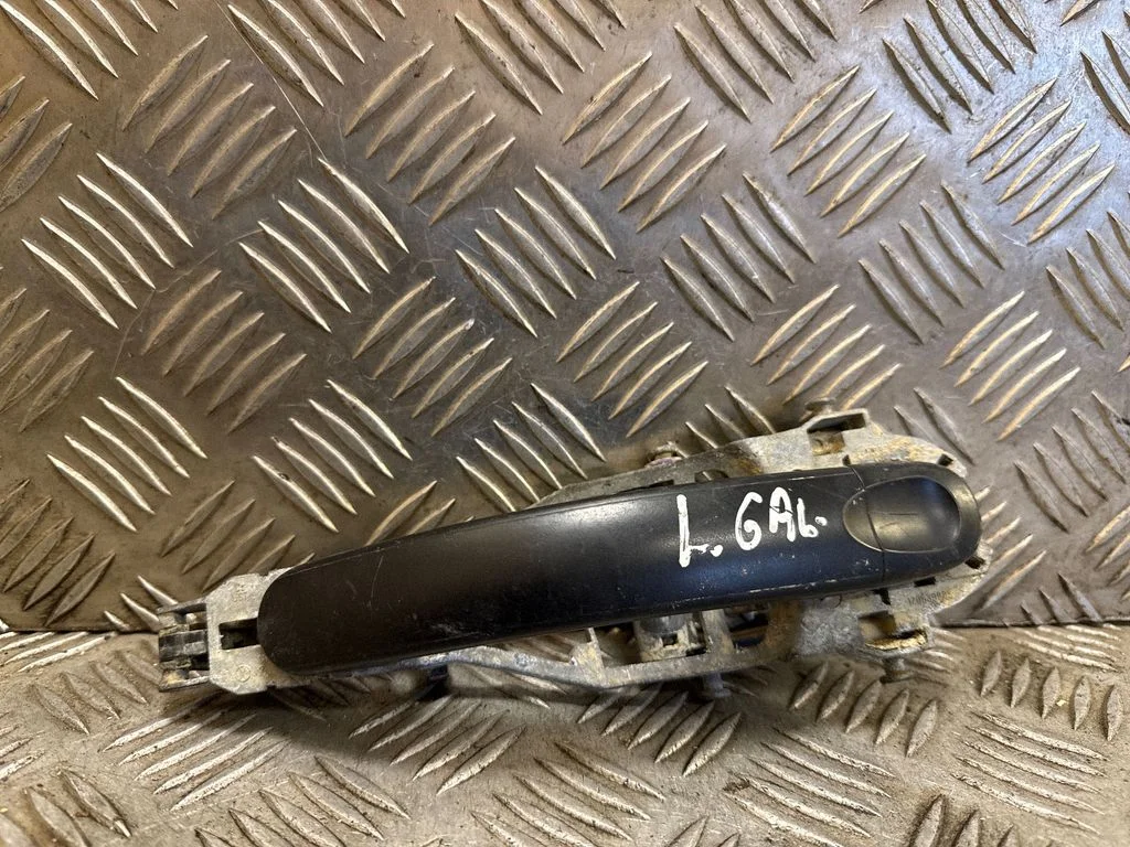 Tagaukse välimine käepide 1Z0839885