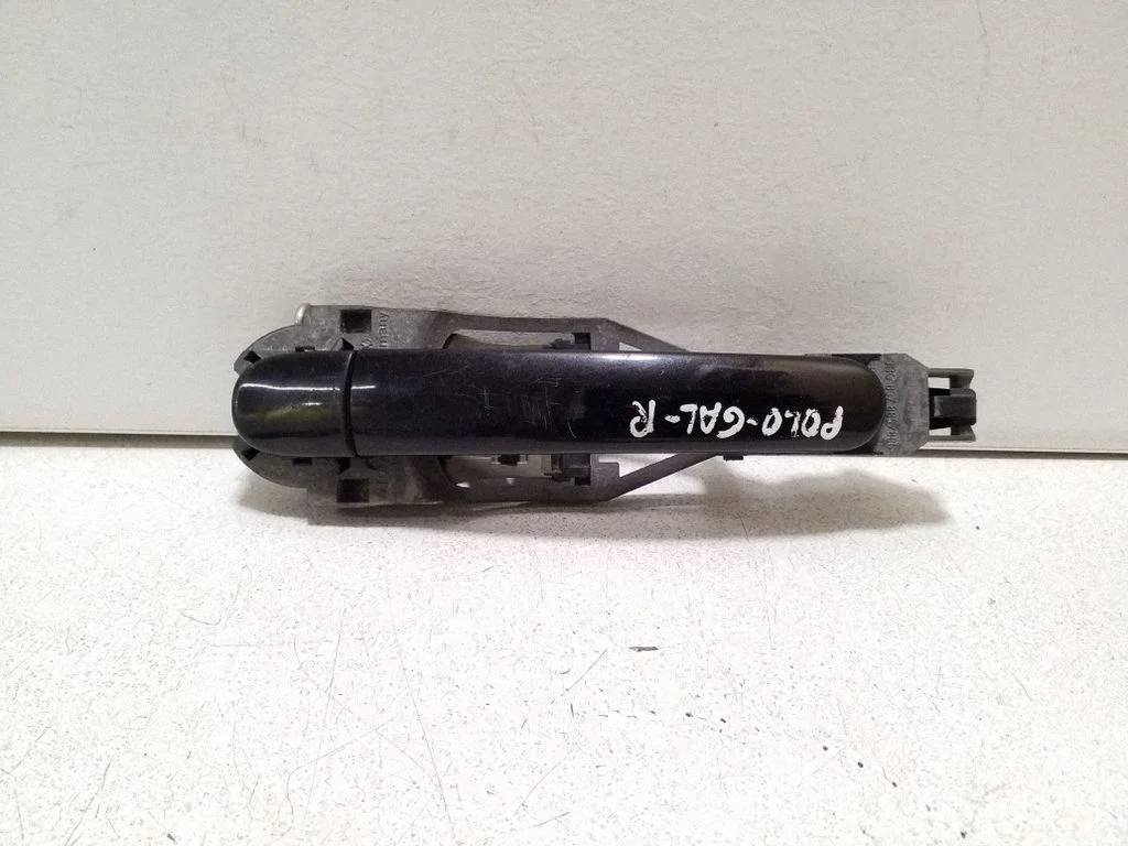 Rear door exterior handle 3B0837207