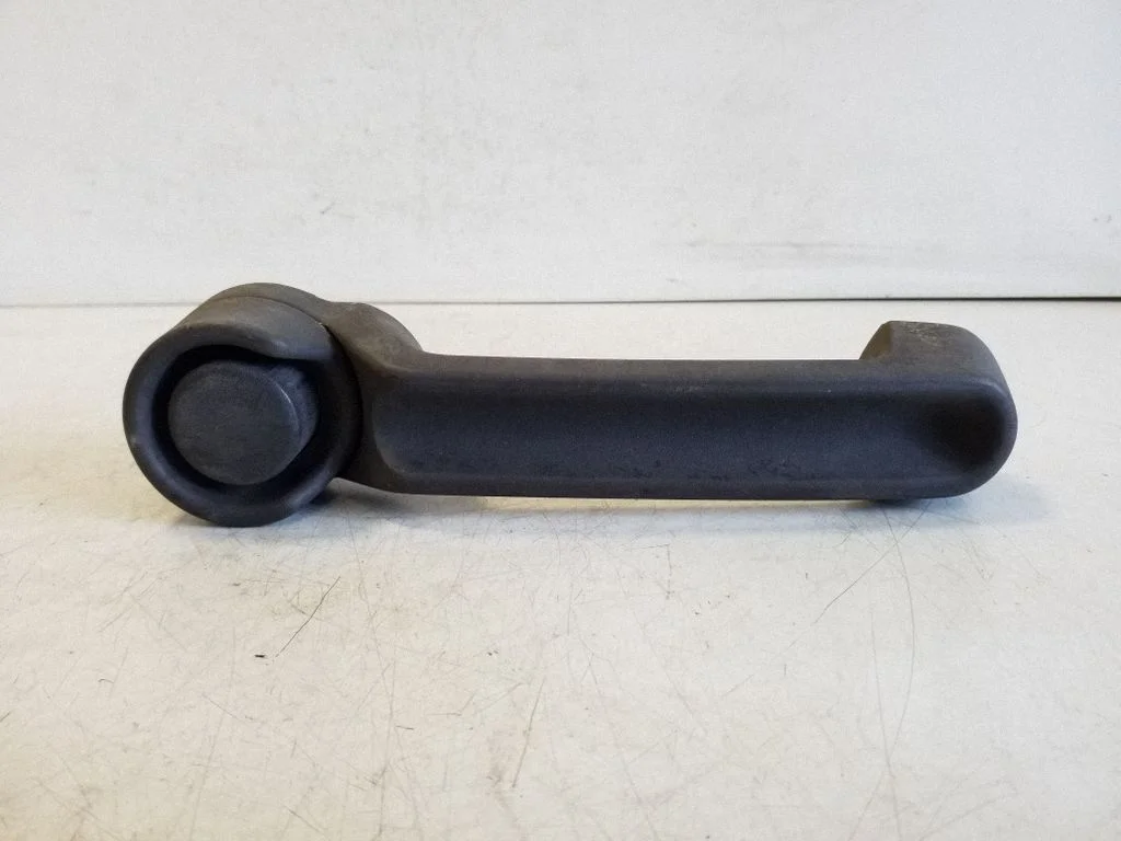 Rear door exterior handle – left