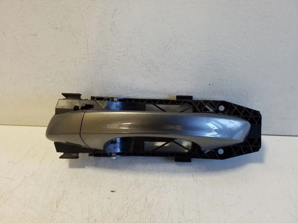 Rear door exterior handle 5N0839885H