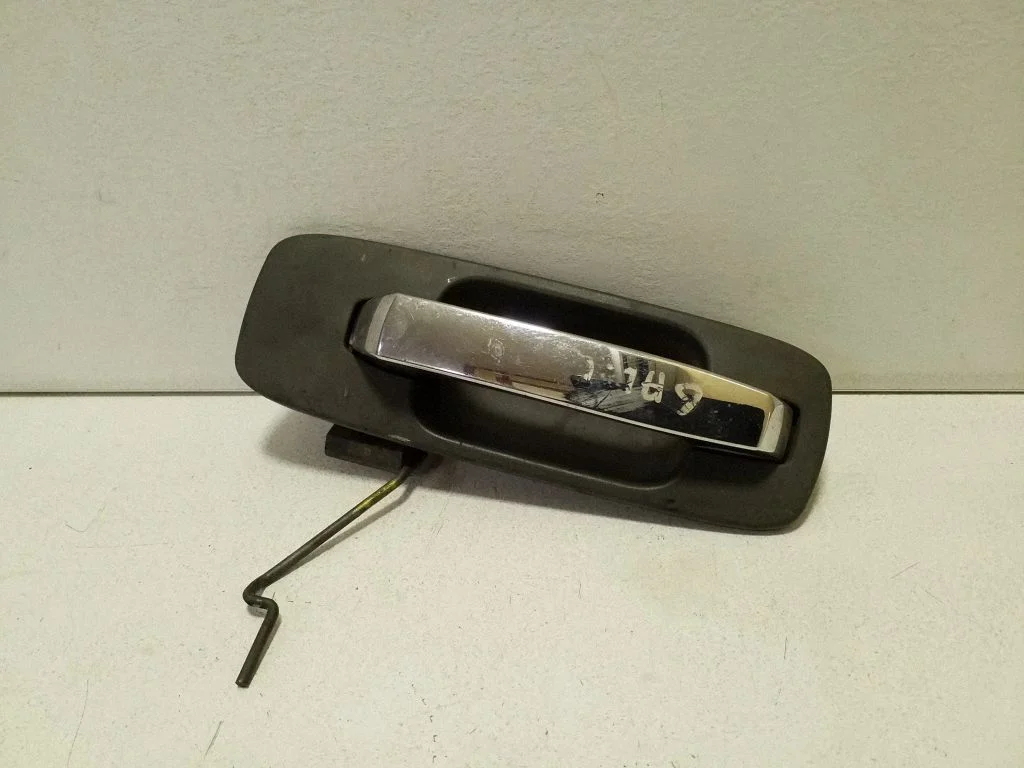 Rear door exterior handle – left