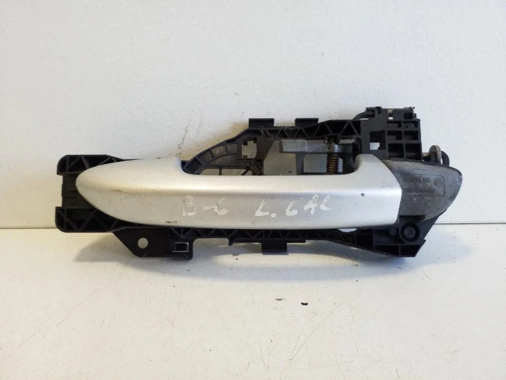 Rear door exterior handle 3C0837885G