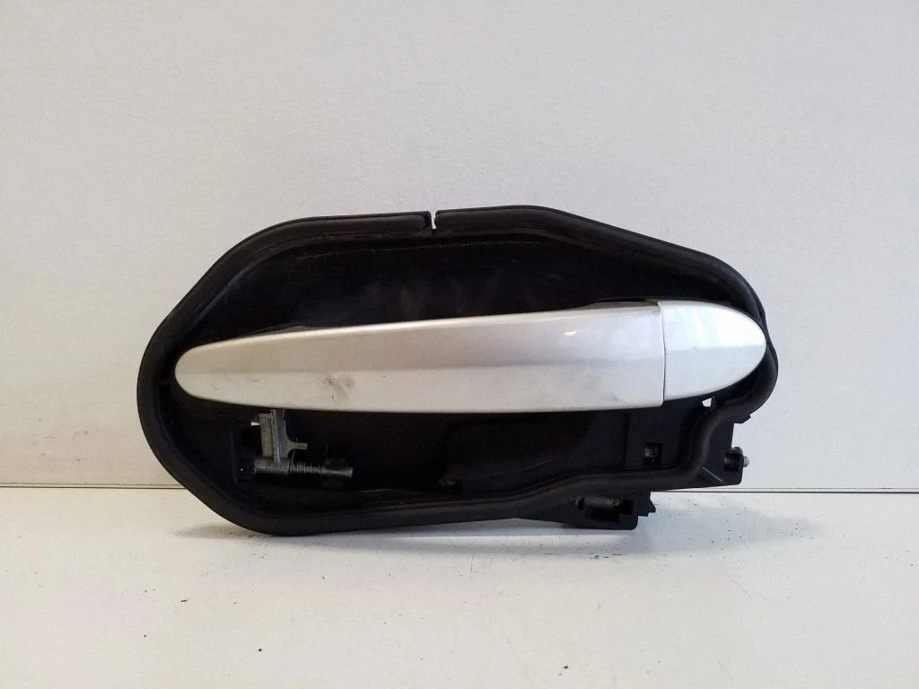 Rear door exterior handle 3449056