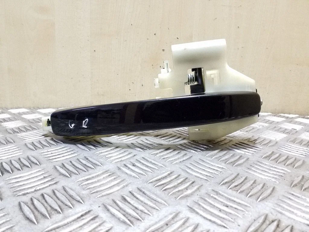 Rear door exterior handle – right