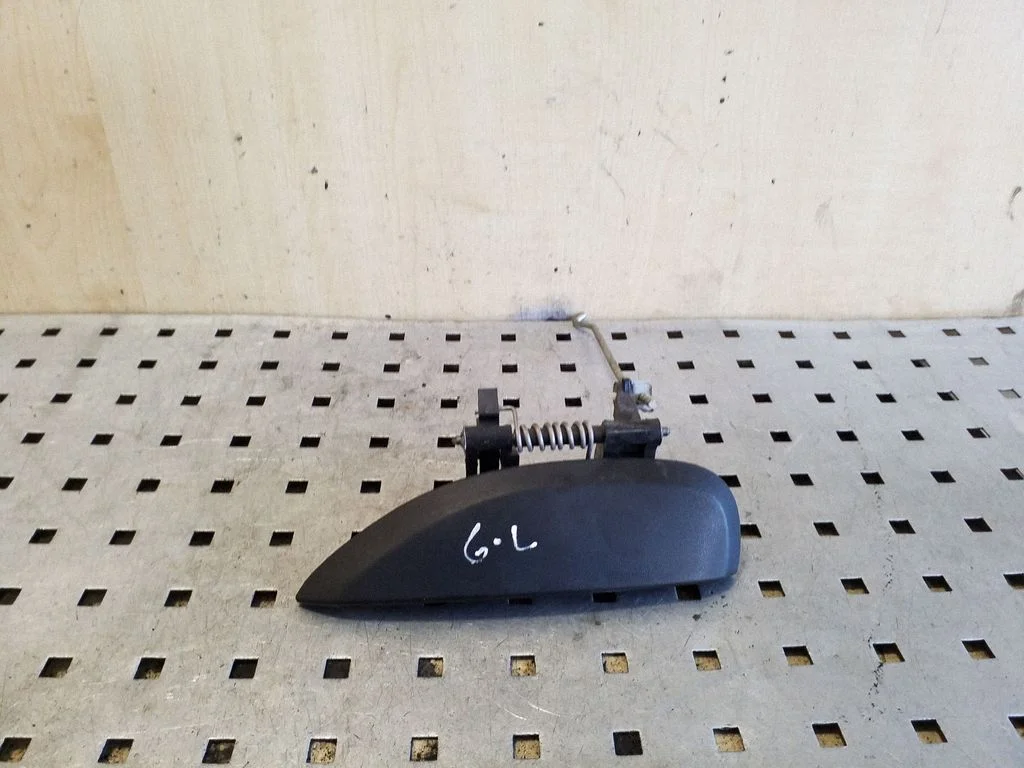 Rear door exterior handle – left