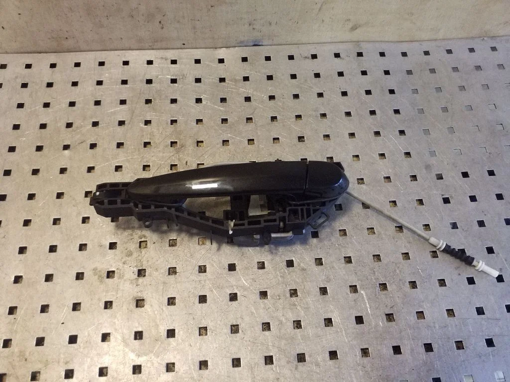 Tagaukse välimine käepide 7332267
