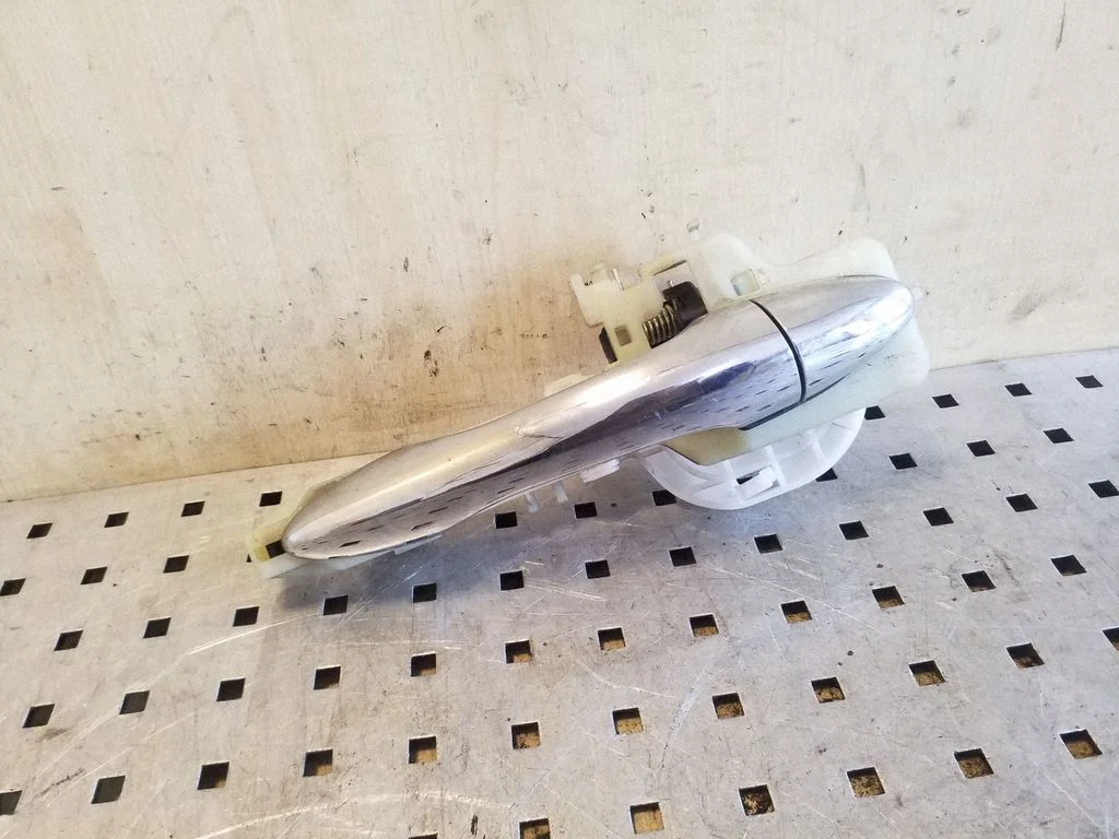 Rear door exterior handle – KIA Sportage (2011-2016)
