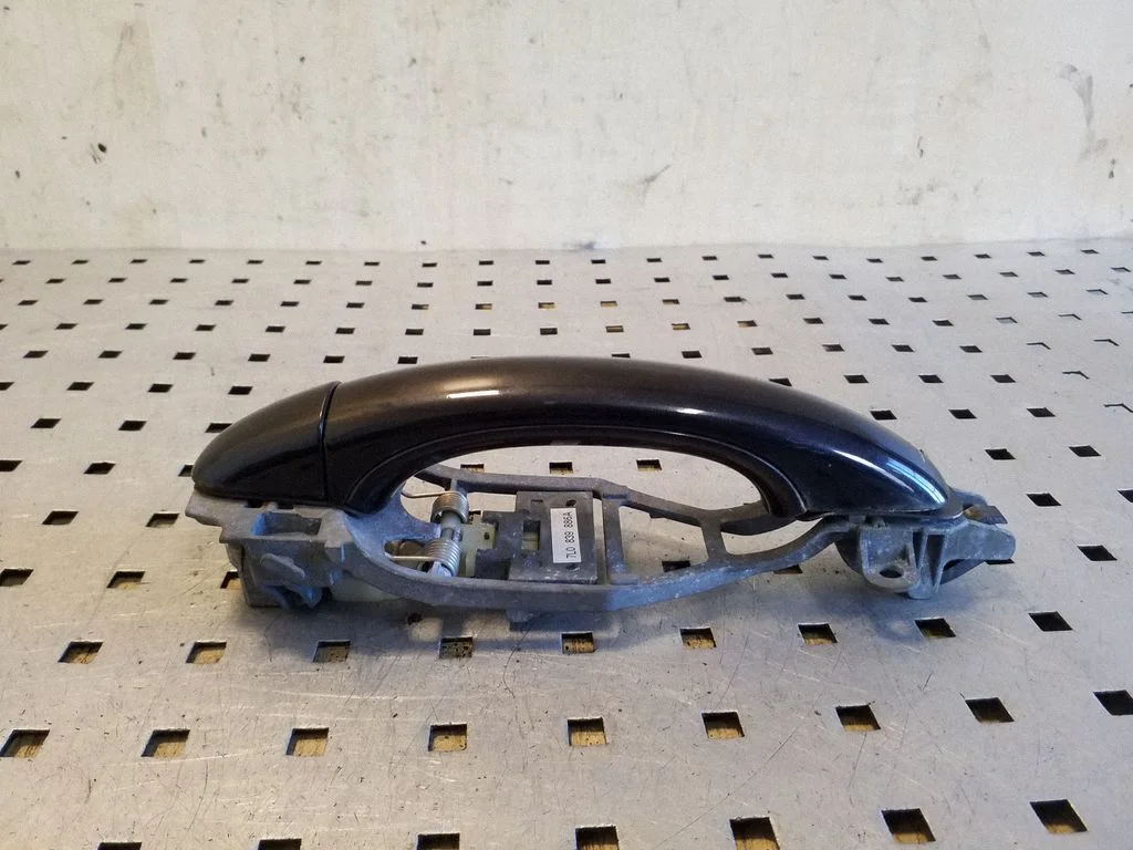 Rear door exterior handle 7L0839886A