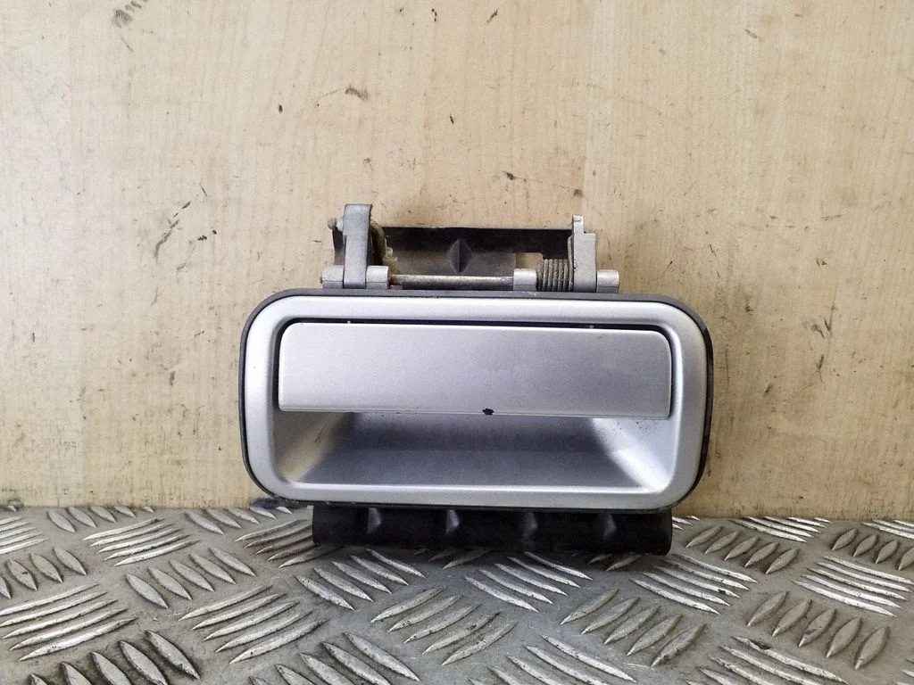 Rear door exterior handle – right