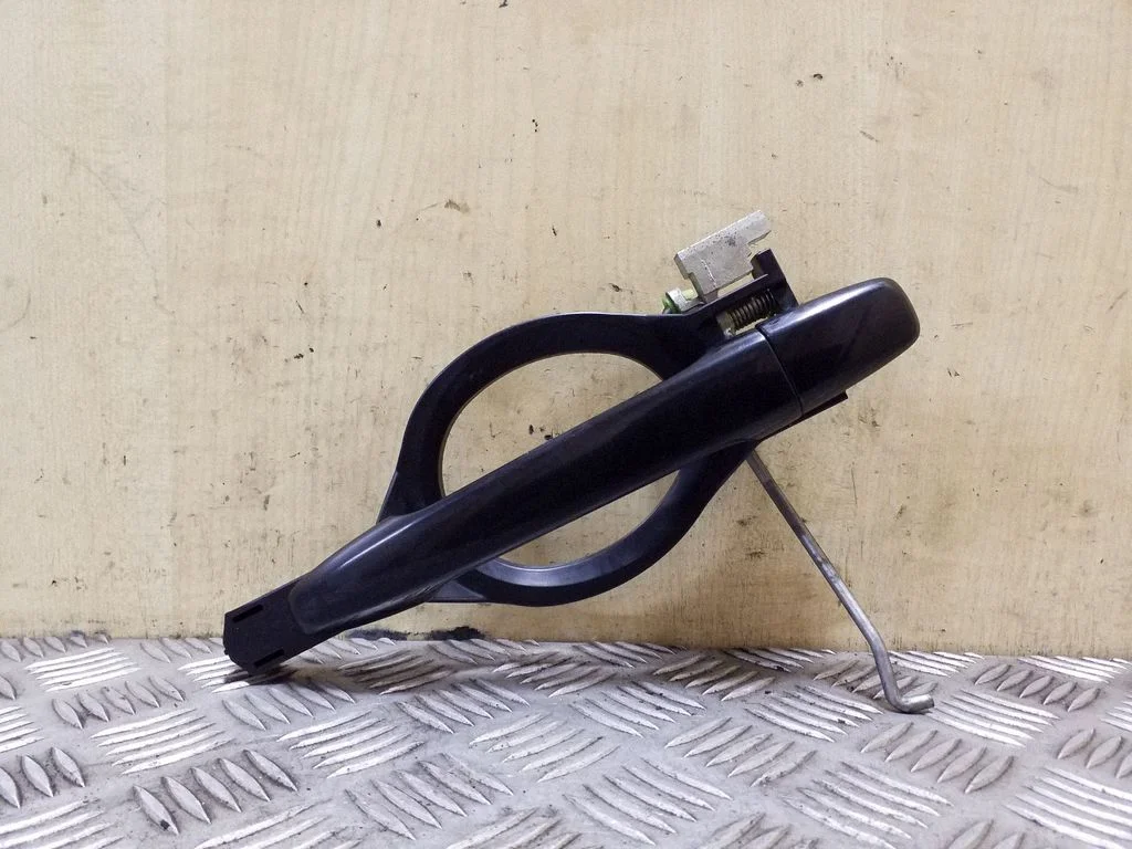 Rear door exterior handle – left
