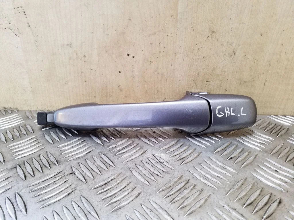 Rear door exterior handle – left