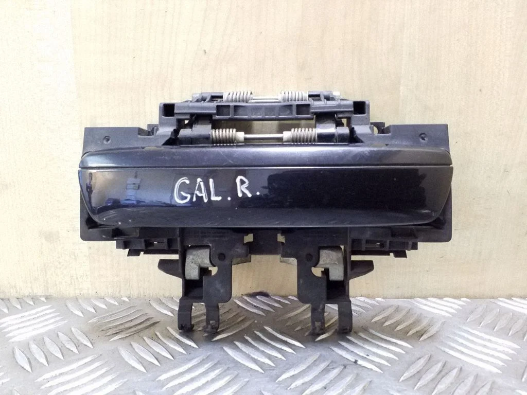 Rear door exterior handle – Audi A8 S8 D3 4E (2002-2009)