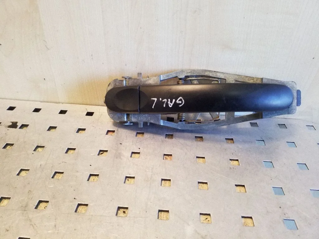 Rear door exterior handle – left