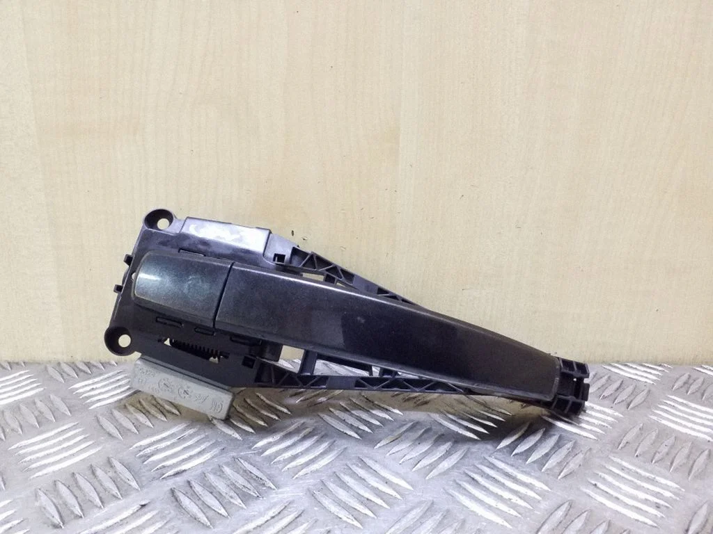 Rear door exterior handle 14096201