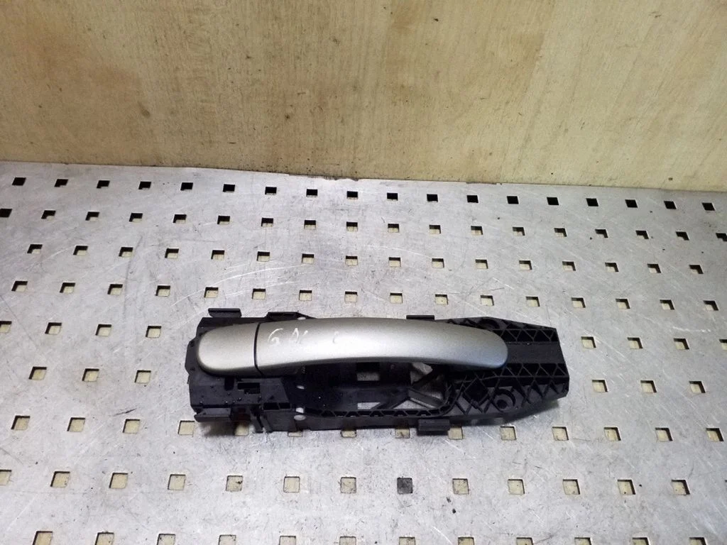 Rear door exterior handle 5N0839885H