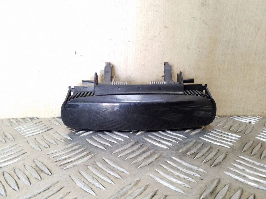 Rear door exterior handle 4B0839885