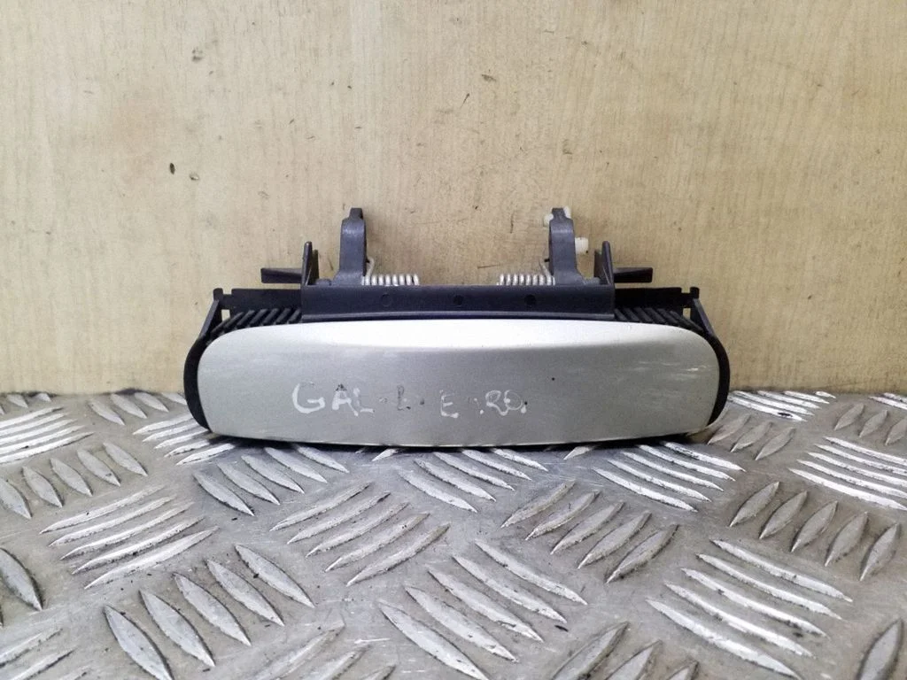 Rear door exterior handle 4B0839885