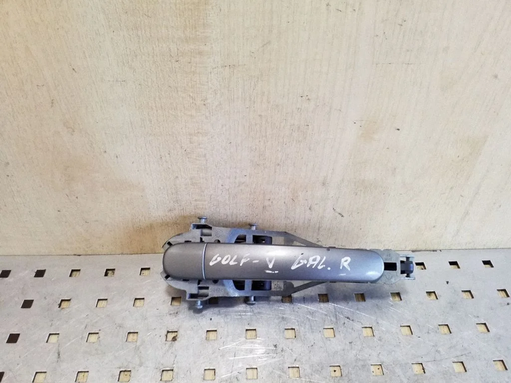 Rear door exterior handle – right