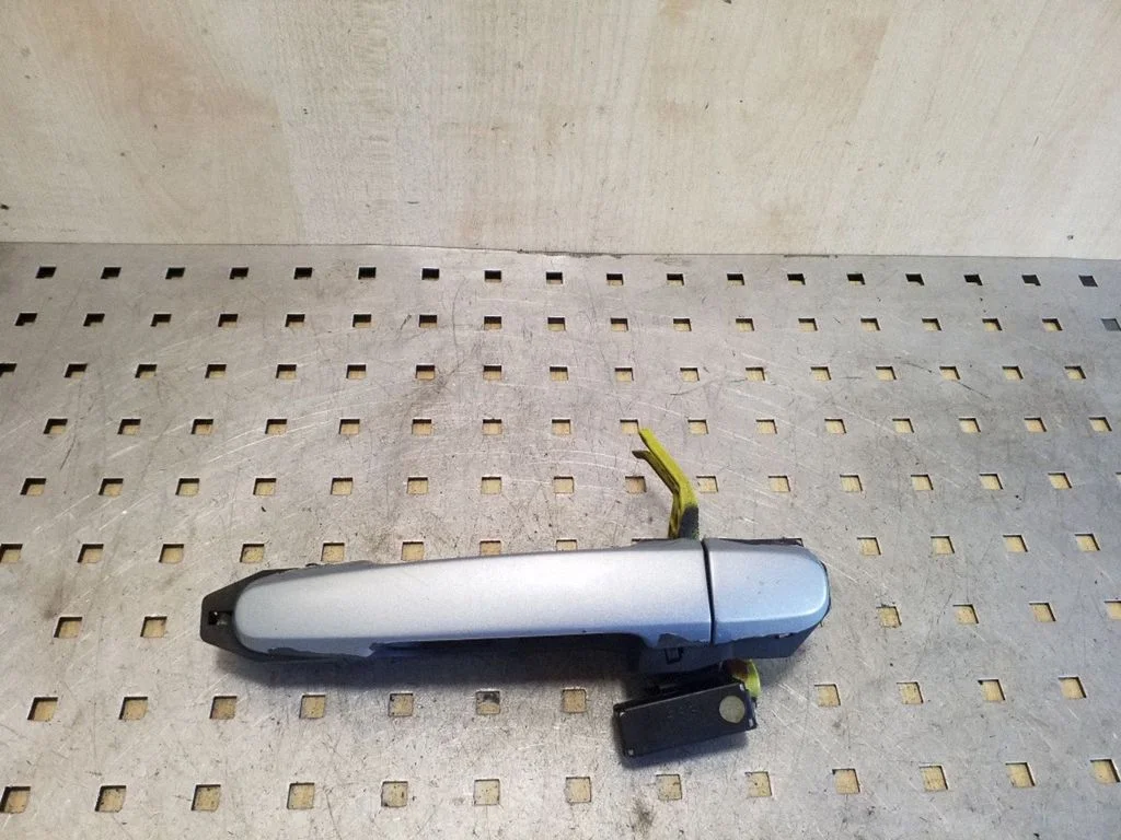 Rear door exterior handle – right