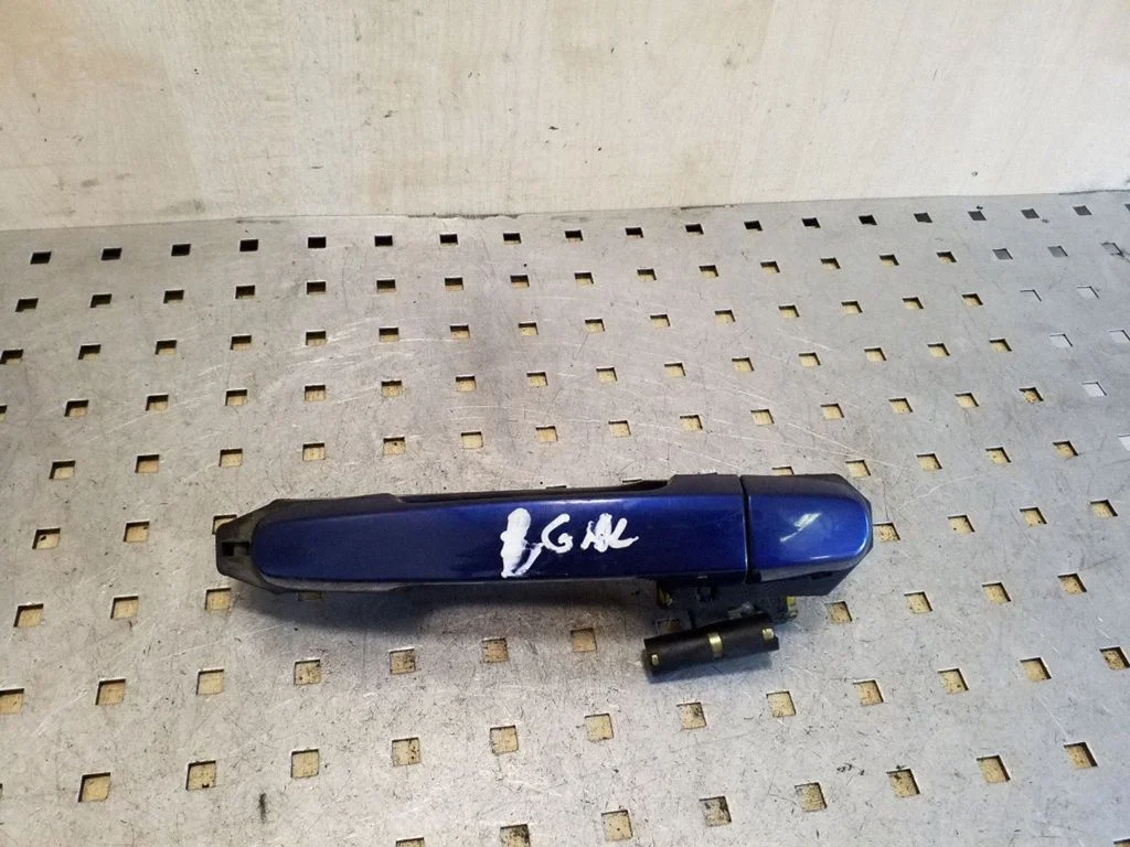Rear door exterior handle – right