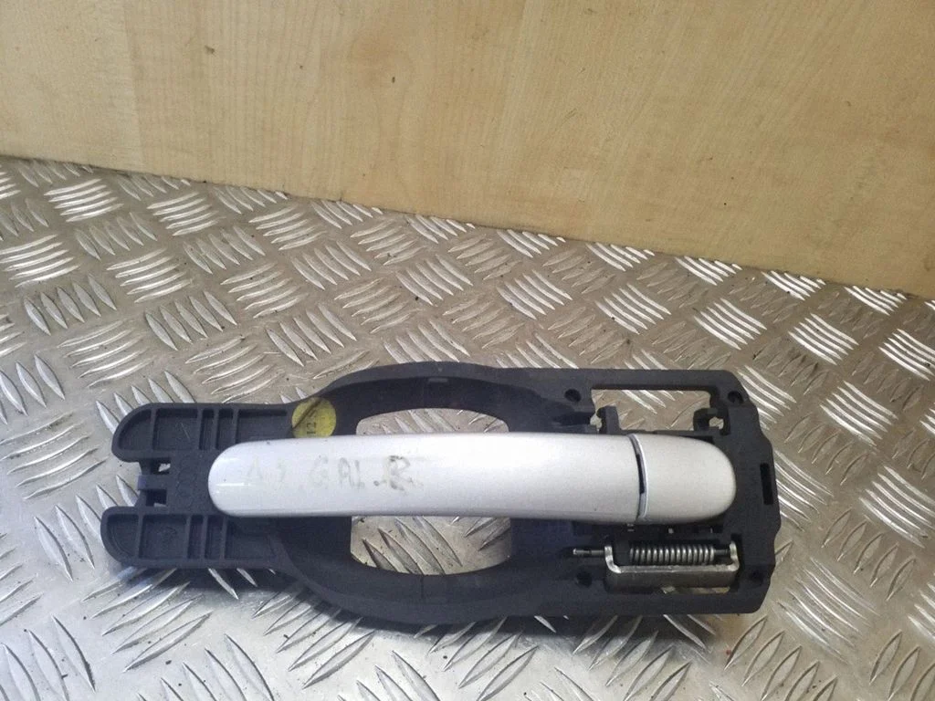 Rear door exterior handle 153352010