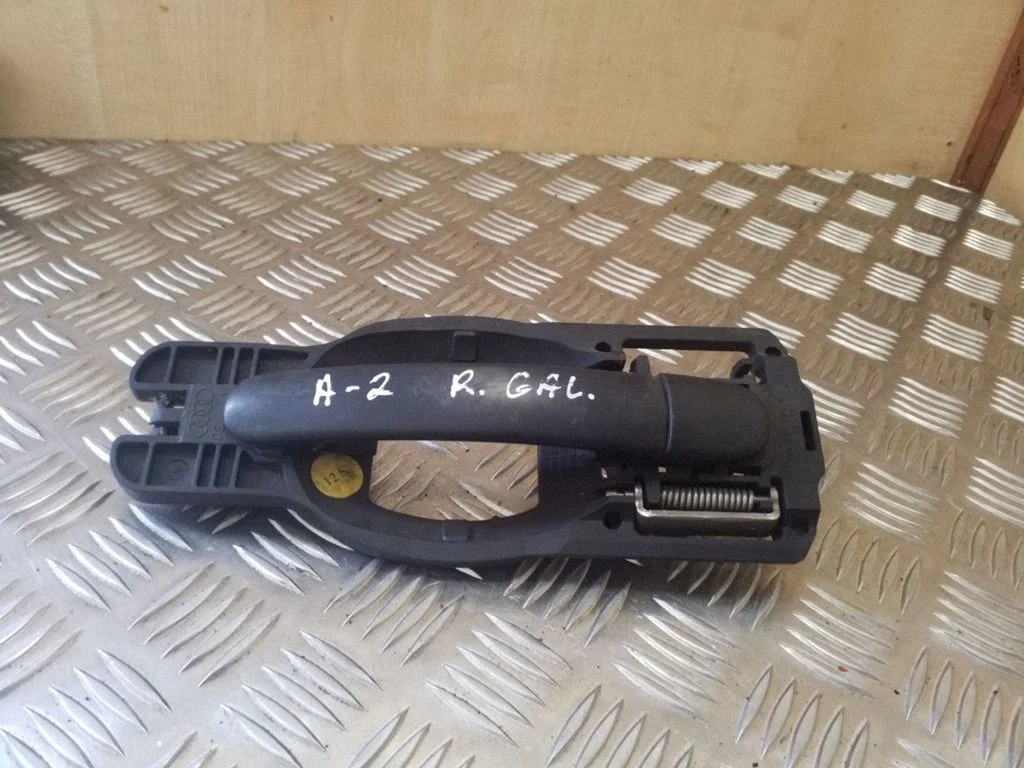 Rear door exterior handle 153352010