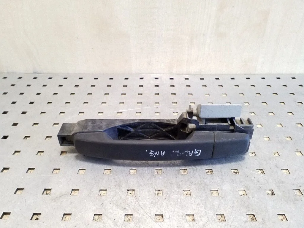 Klamka zewnętrzna drzwi tylnych 80611EB300