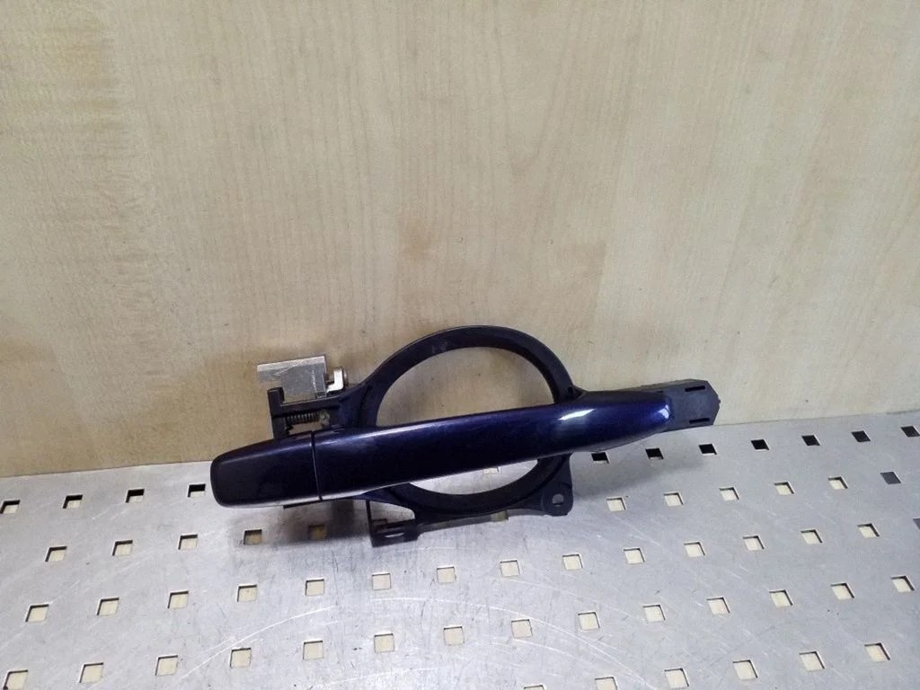 Rear door exterior handle – right