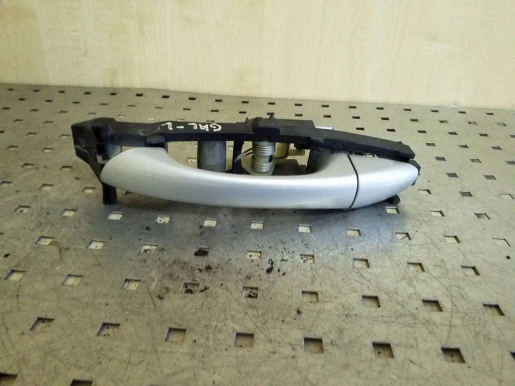 Rear door exterior handle – left