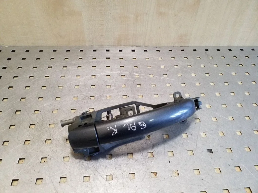 Tagaukse välimine käepide 7L0839886A