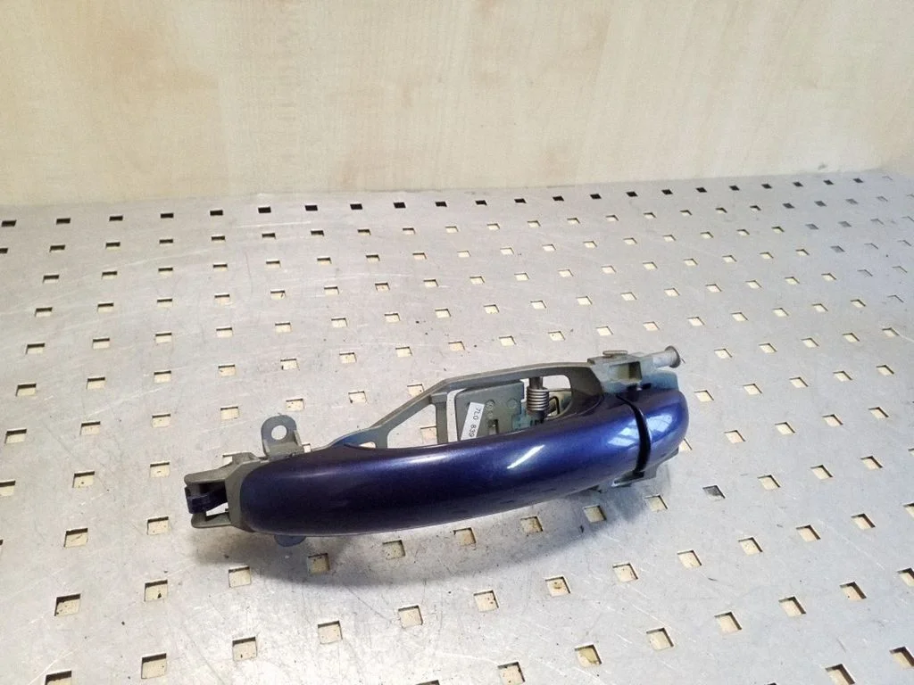 Tagaukse välimine käepide 7L0839885