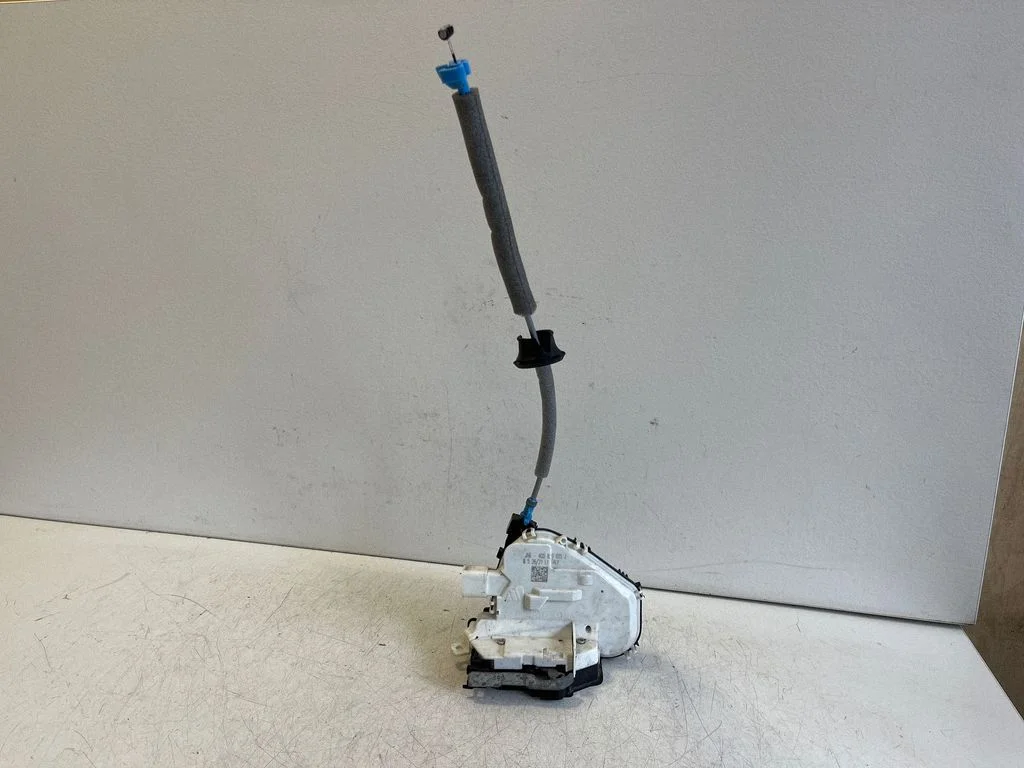 Rear door lock 4G0839015 – Audi SQ2 GA (2017-)