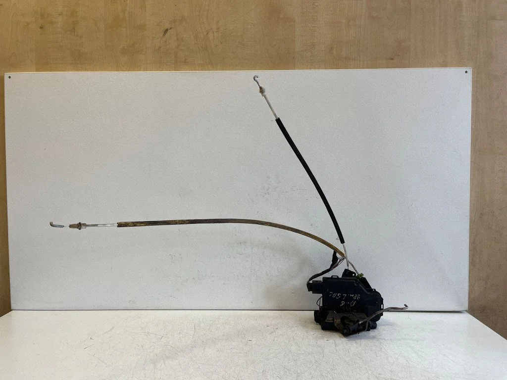 Rear door lock – left