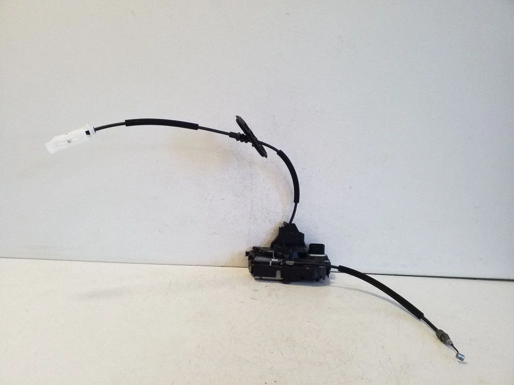 Rear door lock PX7AA26413BA