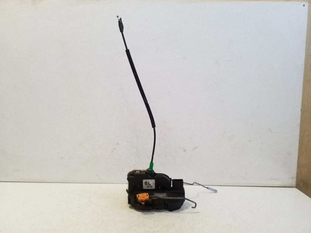 Rear door lock 13579553 – Opel Ampera (2011-)