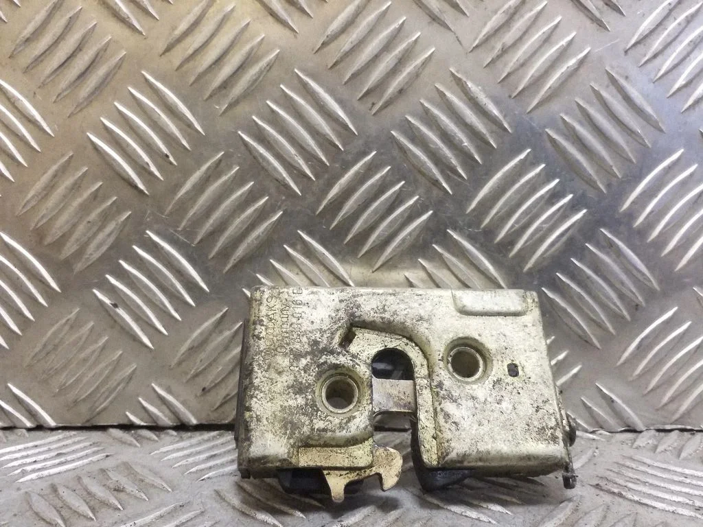 Rear door lock 357839016B