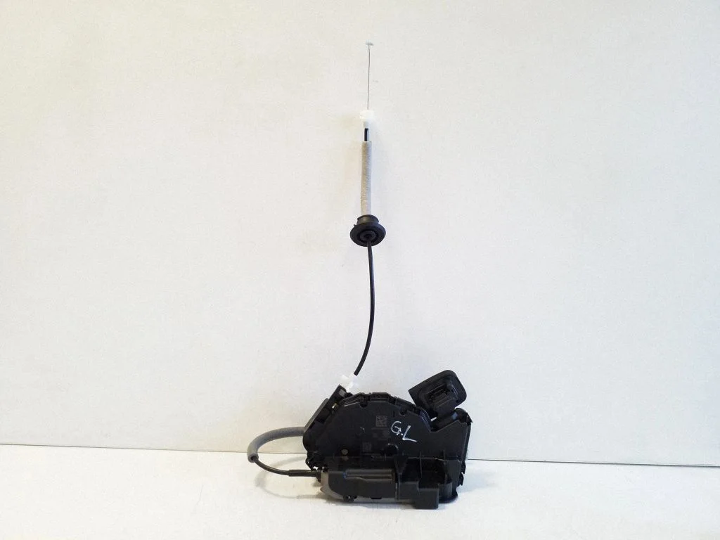 Rear door lock 5TA839015P