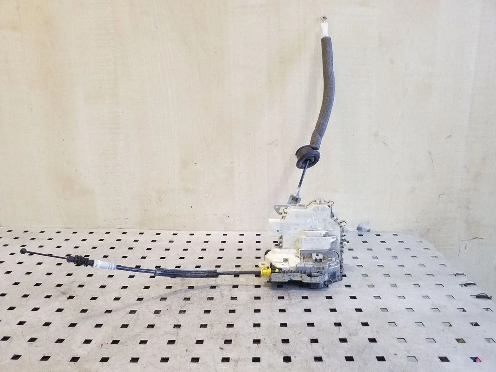 Rear door lock – Audi A5 Sportback 8TA (2009-2016)