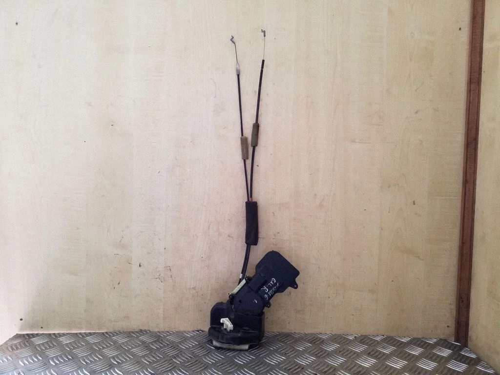 Rear door lock – right