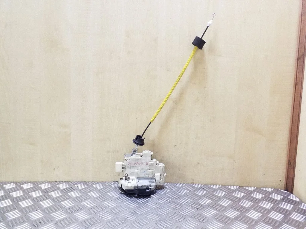 Rear door lock – Audi A6 Allroad C6 (2006-2011)
