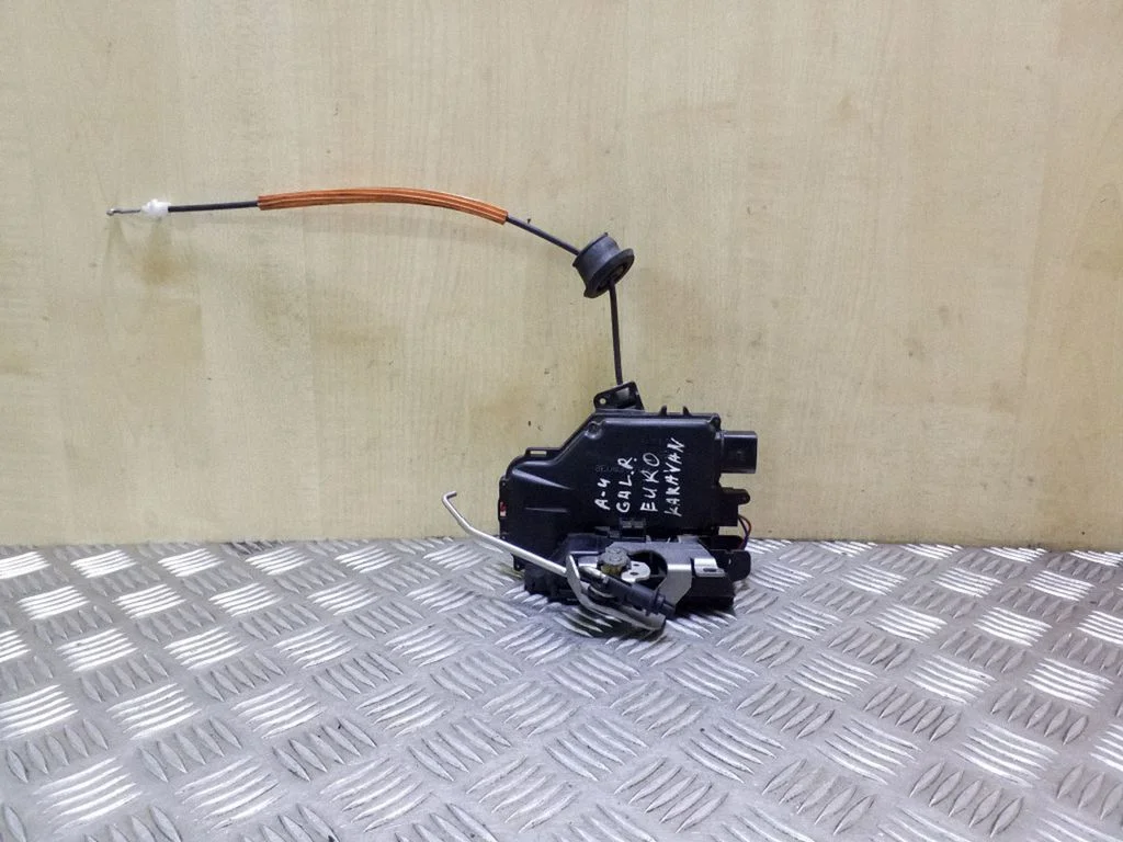 Rear door lock 8E0839016C