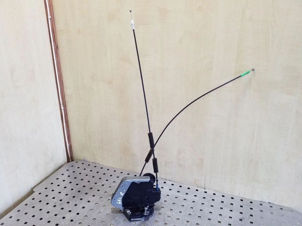 Rear door lock A046693