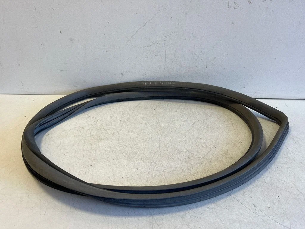 Rear door rubber seal (on body) – Toyota RAV 4 (XA20) (2000-2005)