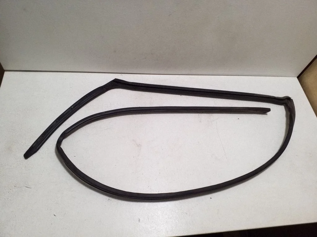 Tagaukse tihend (kere pool) 03L103925AB