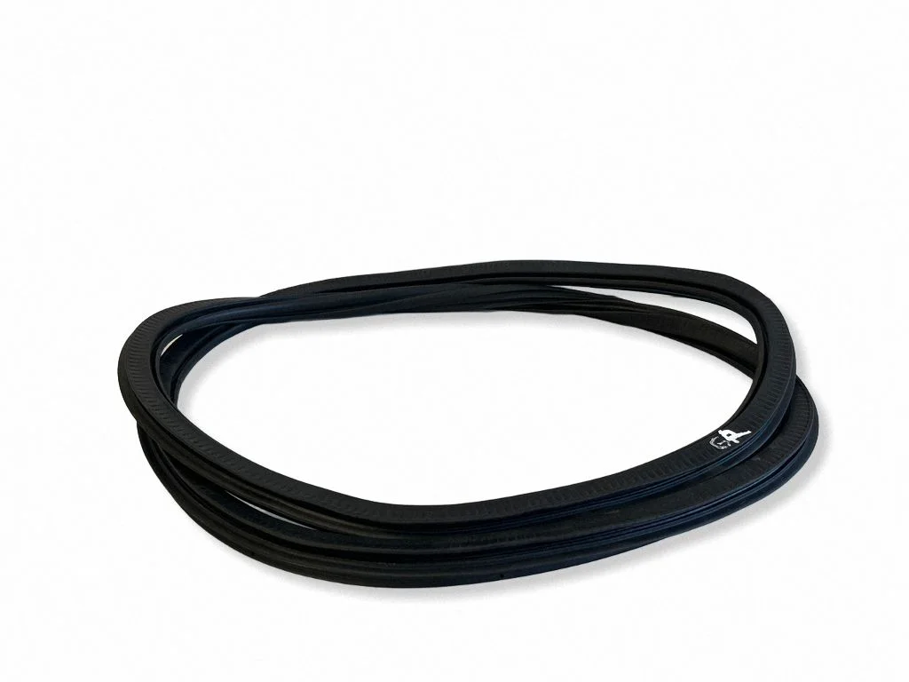 Rear door rubber seal (on body) 8U0831721