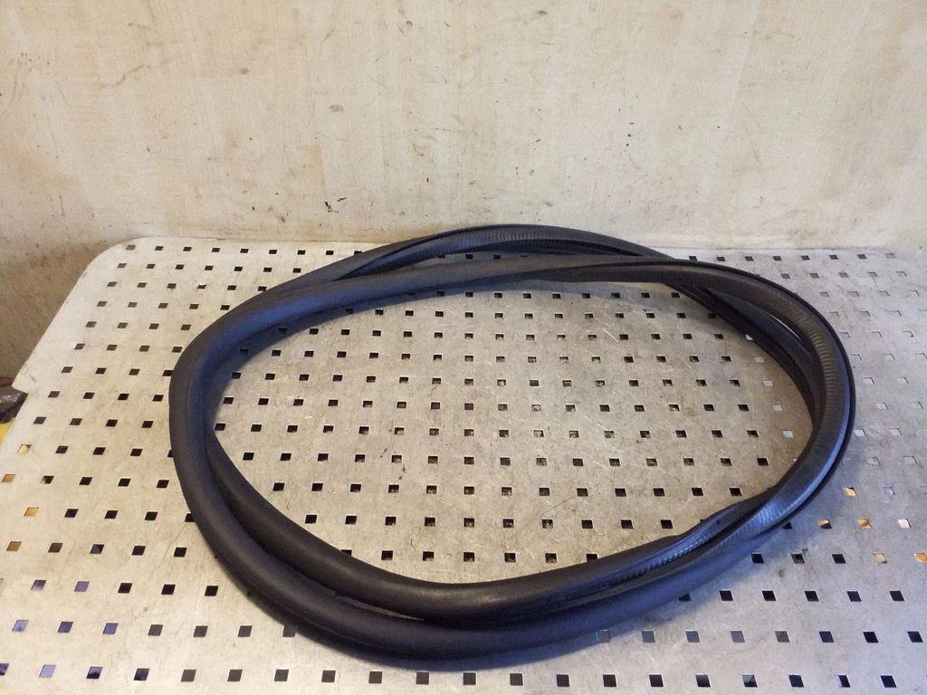 Rear door rubber seal (on body) – Volkswagen Tiguan (2007-2016)