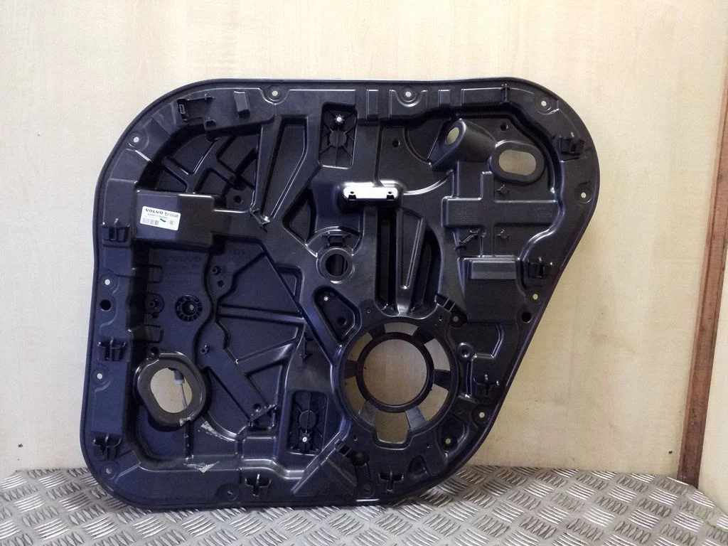 Rear window lifting mechanism without motor – Volvo XC90 (2014-)