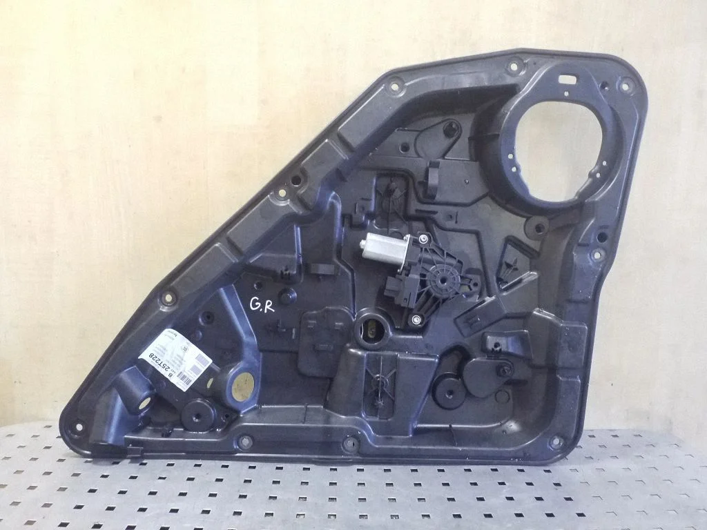 Tagaukse elektriline aknatõstuk mootoriga – Mercedes-Benz B-klass W246 W242 (2011-2017)
