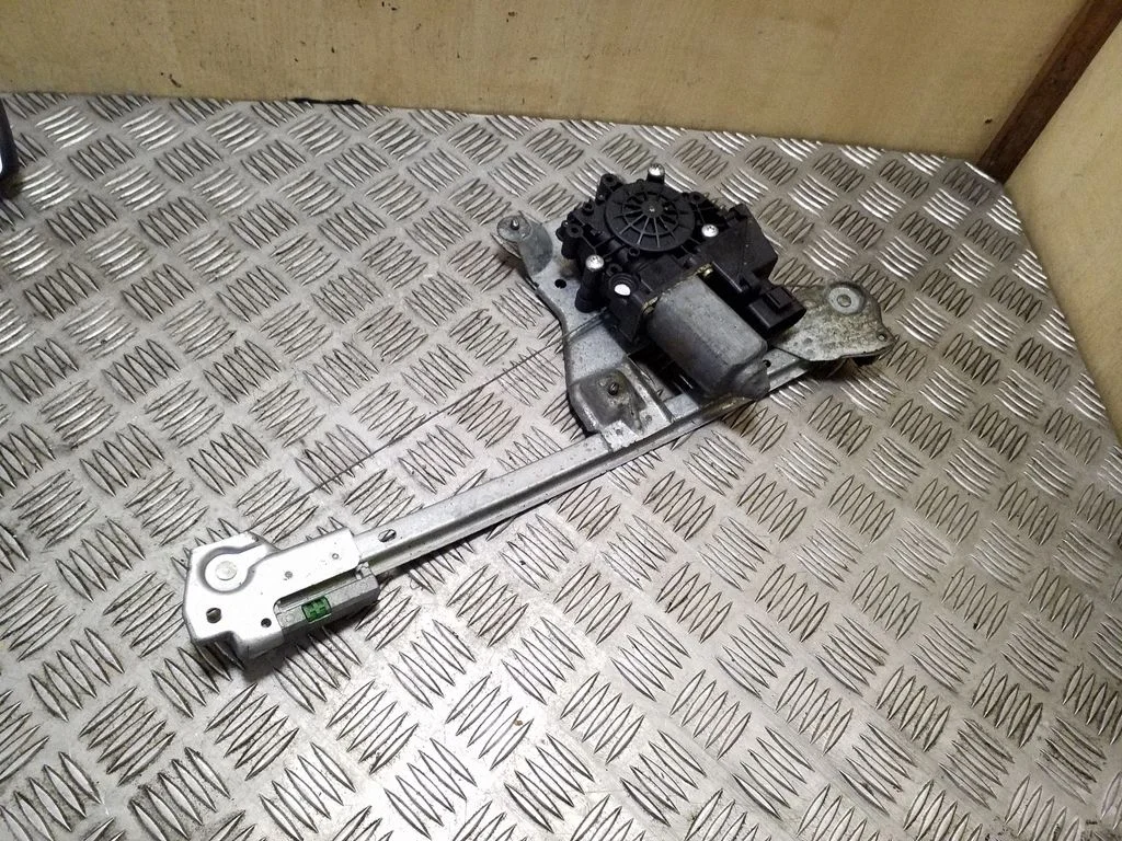 El. Lango pakėlimo mechanizmo komplektas