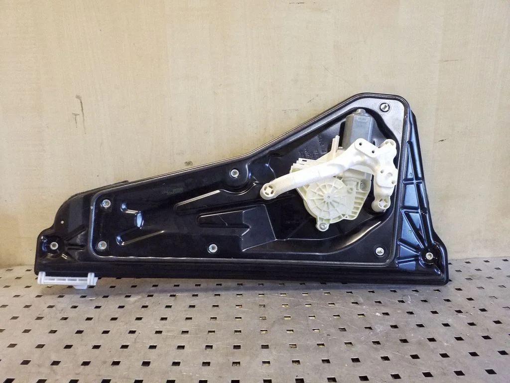 Rear door window regulator with motor 994728